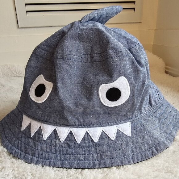 100% Cotton Shark Baby Blue Lined Hat 3D Dorsal Fin SZ 0-6 Mths - Picture 2 of 6